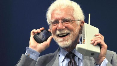 Motorola, cell phone, cutting the cord, Martin cooper, مخترع, هاتف, مخترع أول هاتف محمول